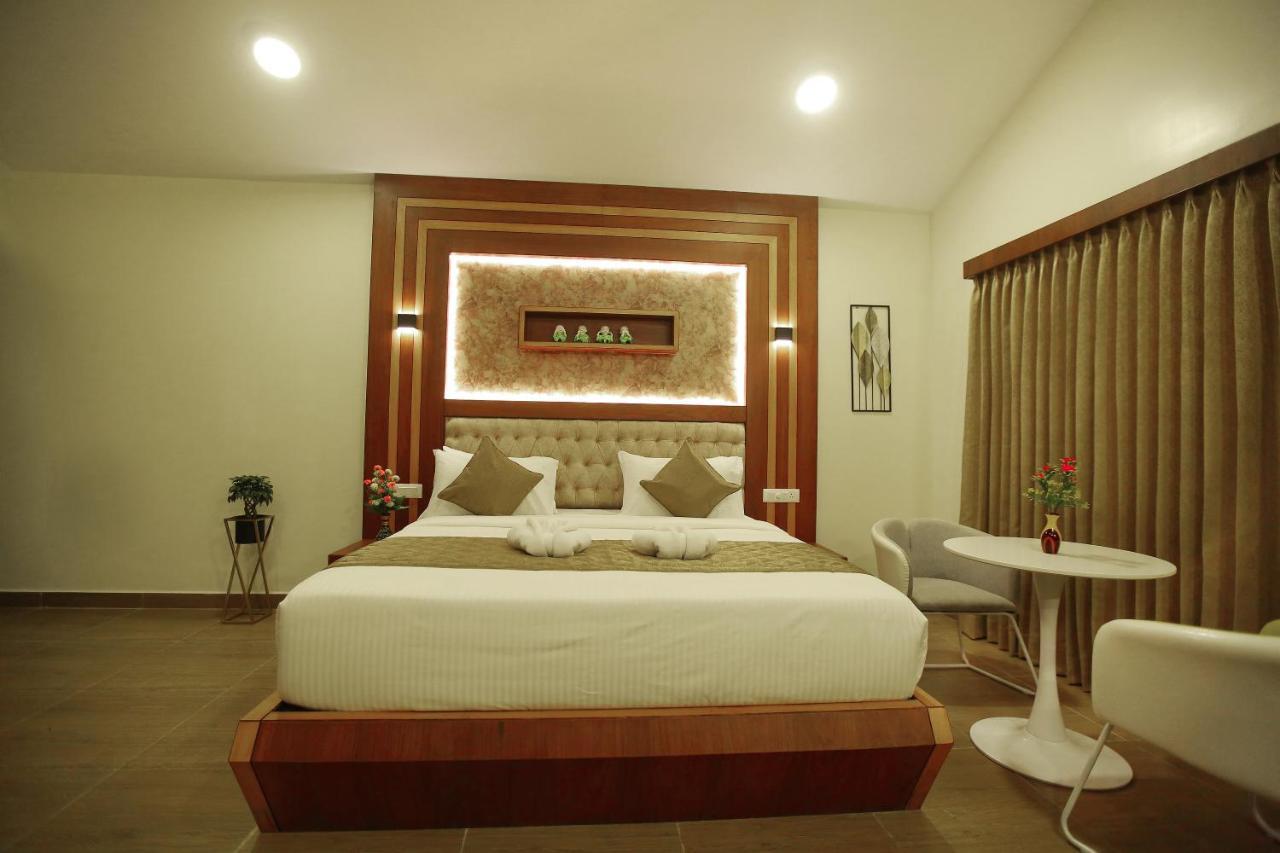 La Feliz Palacio Yercaud Εξωτερικό φωτογραφία